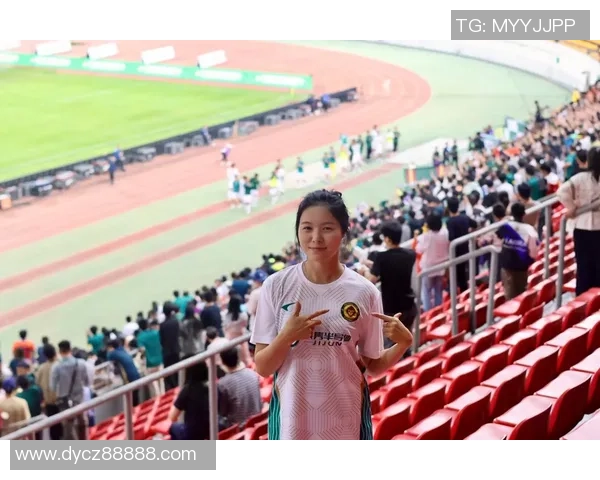 重庆足球队在足球比赛经验排名中创下新高引发广泛关注与期待 重庆足球队在足球比赛经验排名中创下新高引发广泛关注与期待